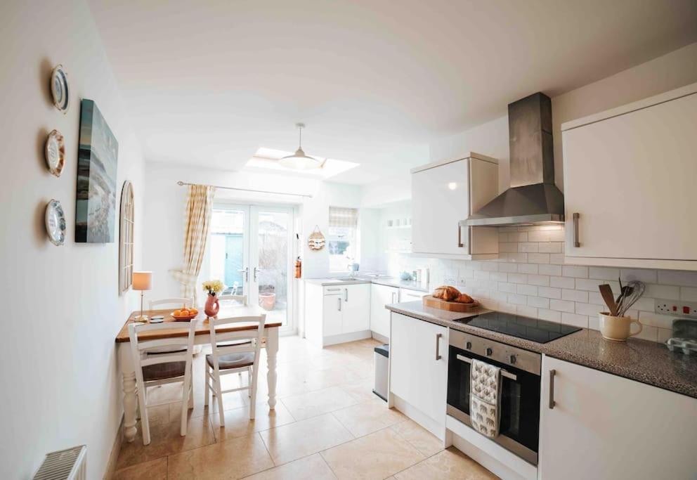 13 Tabernacle Str - Bear Holiday Homes أبيريرون المظهر الخارجي الصورة